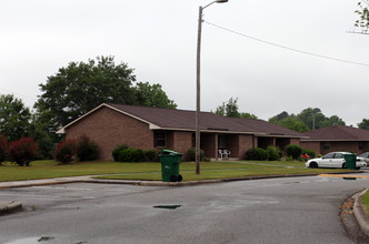 Santee Apartments in Santee, SC - Building Photo - Building Photo