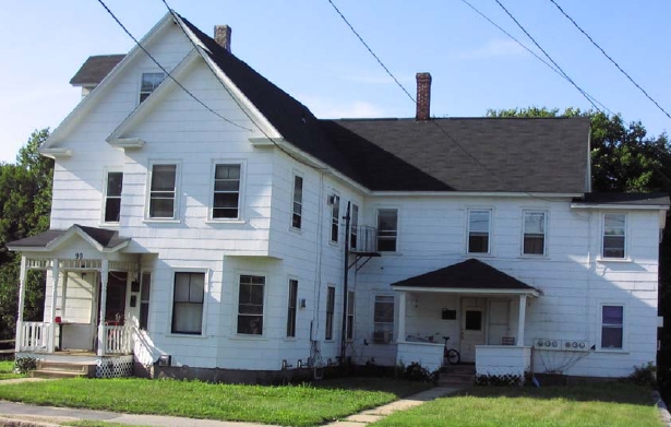 99 Elm St in Milford, NH - Foto de edificio - Building Photo