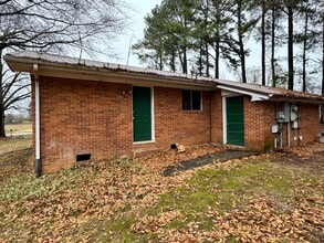 3733 Robert Riding Rd in Shelby, NC - Building Photo - Building Photo