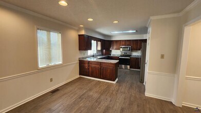 114 Van Dr in Kathleen, GA - Building Photo - Building Photo