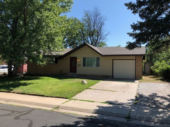 property at 550 S 44th St