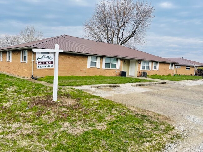 2780 E Phylbeck Ave, Unit 1 in Terre Haute, IN - Foto de edificio - Building Photo