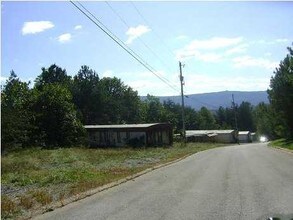 303 Kellys Ferry Rd in Chattanooga, TN - Building Photo - Other