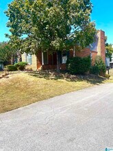 2212 Ascot Ln in Vestavia Hills, AL - Building Photo - Building Photo