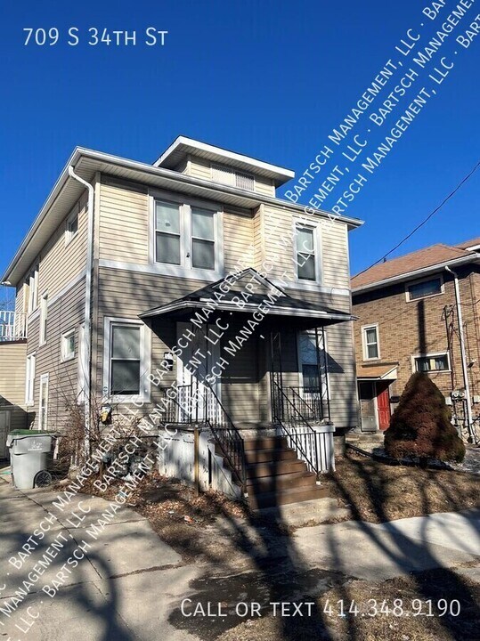 709 S 34th St in Milwaukee, WI - Building Photo