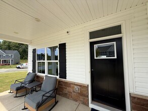 1976 Sedona Ln in Denver, NC - Building Photo - Building Photo