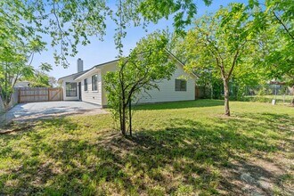 11500 Ruffed Grouse Dr in Austin, TX - Building Photo - Building Photo