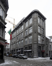 153-155 St-Paul Rue EST in Montréal, QC - Building Photo - Building Photo