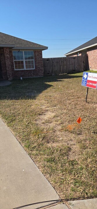 6308 Temora Loop in Killeen, TX - Building Photo
