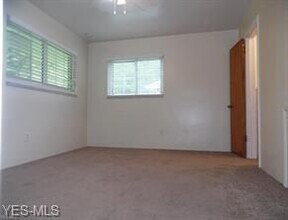 1379 Barlow Rd-Unit -#4 in Hudson, OH - Building Photo - Building Photo