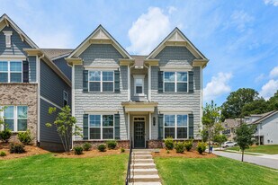 3547 Diplomat Aly in Scottdale, GA - Building Photo