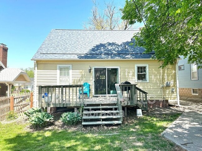 property at 4679 Poppleton Ave