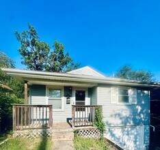 5119 Woodland Ave in Kansas City, MO - Building Photo - Building Photo