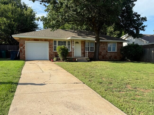 property at 2813 Pembroke Terrace
