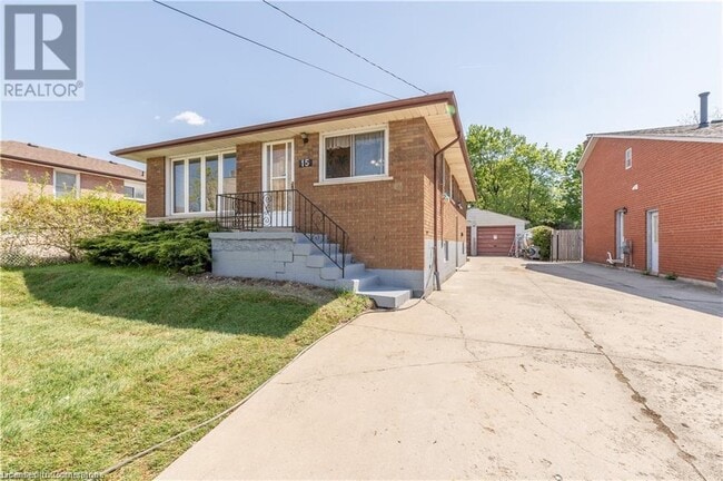 15 Aldridge St in Hamilton, ON - Building Photo - Building Photo