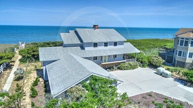 1 3rd Ave in Kitty Hawk, NC - Building Photo - Building Photo