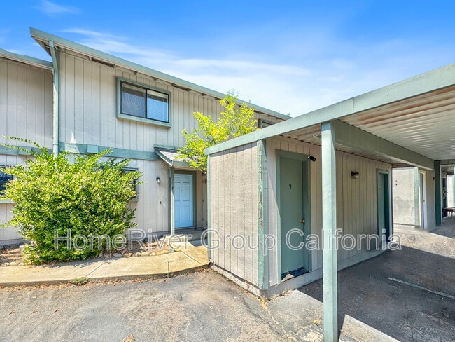 property at 3061 Garden Cir