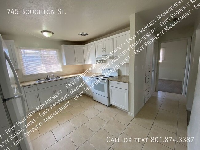 745 Boughton St in Ogden, UT - Building Photo - Building Photo