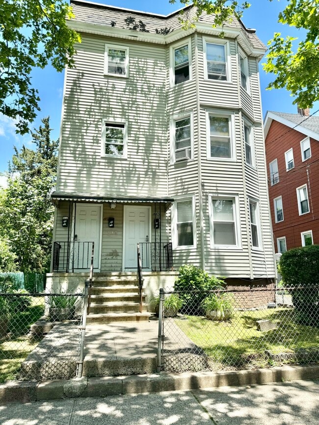property at 247 W Ivy St