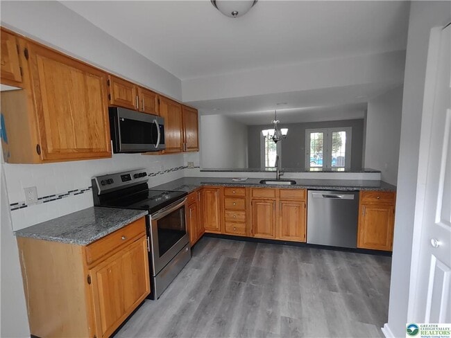 116 Commonwealth Dr in Bethlehem, PA - Building Photo - Building Photo