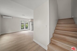 1317 Punta Gorda St in Santa Barbara, CA - Building Photo - Building Photo