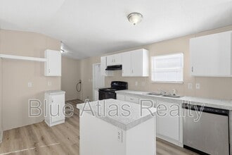 825 Dawn Light Dr in Arlington, TX - Building Photo - Building Photo