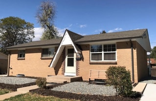 12357 E Dakota Ave in Aurora, CO - Building Photo