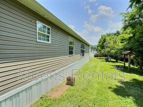 953 Lucky Ln in Huntington, WV - Building Photo - Building Photo