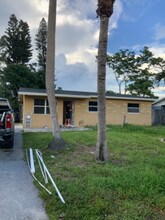 775 Snead Cir in West Palm Beach, FL - Building Photo - Building Photo