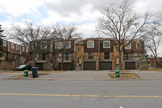 1-26 Buddleswood Ct in Toronto, ON - Building Photo - Building Photo