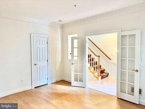 16 Franklin St in Alexandria, VA - Building Photo - Building Photo