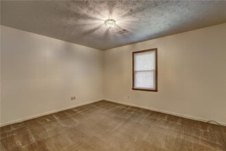 2233 Davis Rd SW in Stone Mountain, GA - Building Photo - Building Photo