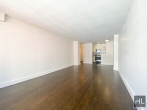 EAST 63 STREET in New York, NY - Building Photo - Building Photo
