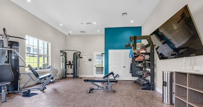 Marcus Pointe Grande Apartment Homes in Pensacola, FL - Building Photo - Building Photo