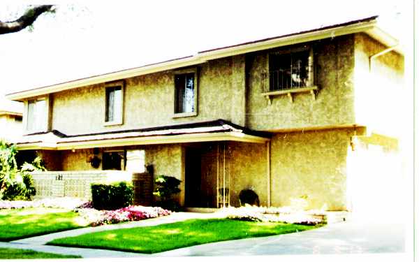 121 E Live Oak St in San Gabriel, CA - Building Photo - Building Photo