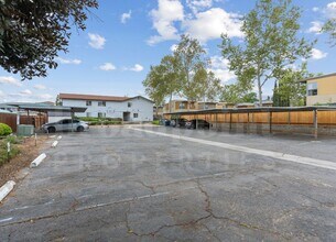 339 W 15th Ave in Escondido, CA - Building Photo - Building Photo