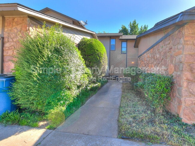 3716 Summer Cloud Dr in Edmond, OK - Building Photo - Building Photo