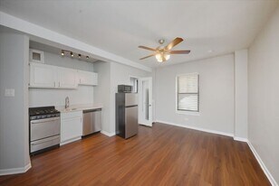 1140 N La Salle Dr in Chicago, IL - Building Photo