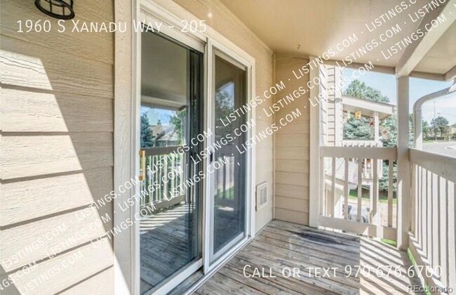 1960 S Xanadu Way in Aurora, CO - Building Photo - Building Photo