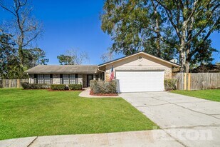 1734 Alder Dr in Orange Park, FL - Building Photo