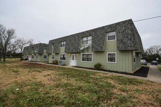 1107 Bird Rd in Branson, MO - Building Photo - Building Photo
