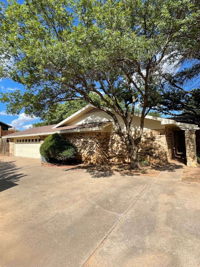 4706 88th St in Lubbock, TX - Building Photo - Building Photo