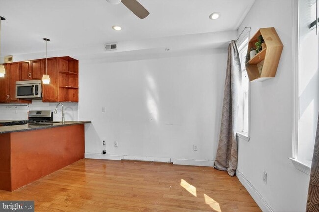 property at 1304 S Fairhill St