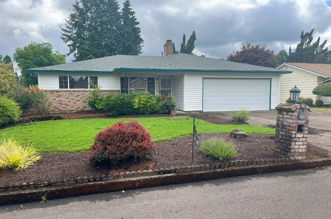 property at 15560 SE Thorville Ave