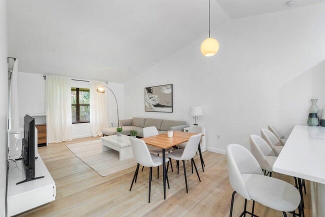 13175 Chadwick Ct in Wellington, FL - Building Photo - Building Photo