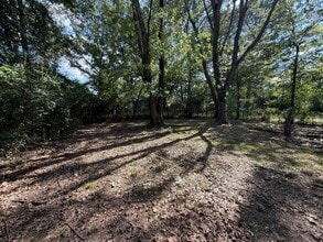 7325 Knollwood Rd in Little Rock, AR - Building Photo - Building Photo