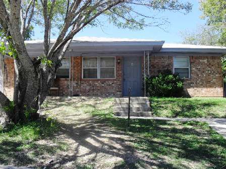 913 Dryden Ave, Unit B in Copperas Cove, TX - Building Photo