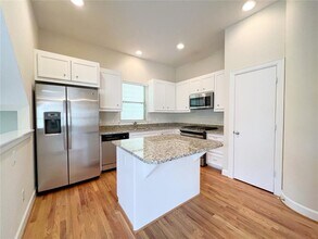 11504 Main Pine Dr in Houston, TX - Building Photo - Building Photo