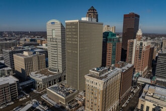 Mezzo on Walnut in Des Moines, IA - Foto de edificio - Building Photo