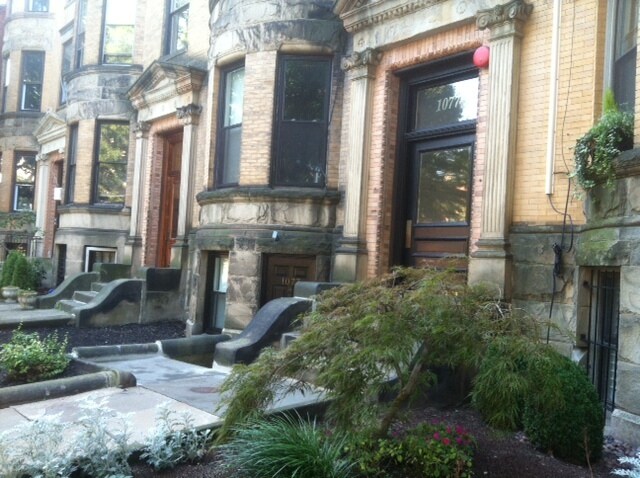 1070 Beacon St, Unit 12 in Brookline, MA - Foto de edificio - Building Photo